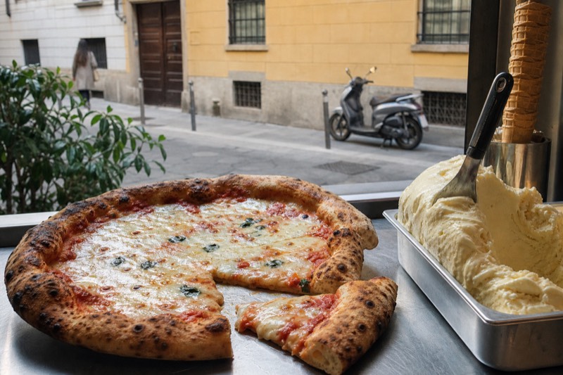 Pizza With Unlimited Gelato Option